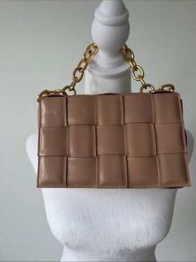 Francesca's Collections Taupe Woven Mini Bag with Gold Chain